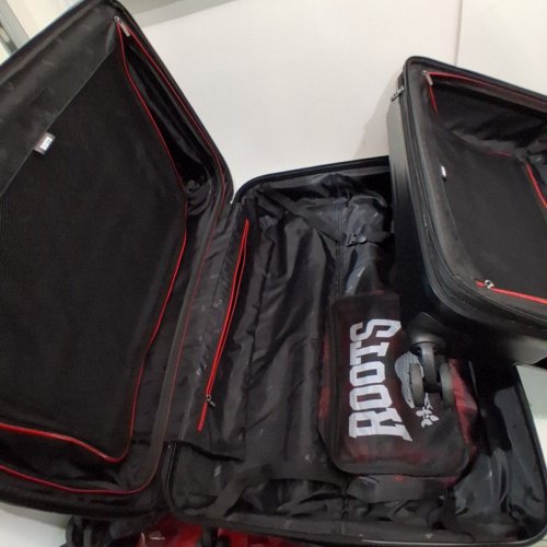 3PC ROOTS COUNTRYSIDE HARDSIDE LUGGAGE SET WITH TSA LOCK- 21", 27", 31" - BLACK (MODEL: 1872940) image 4