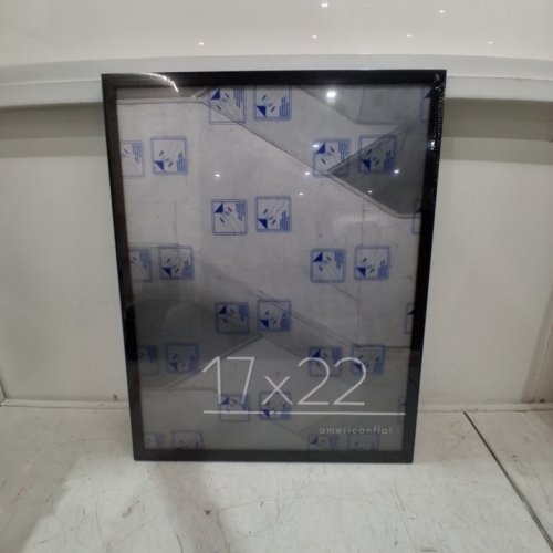 AMERICANFLAT PICTURE FRAME WITH POLISHED PLEXIGLASS - 17'' X 22'' - BLACK image 2