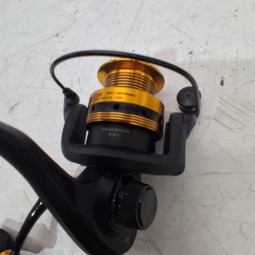 QUANTUM STRATEGY 10 LIGHTWEIGHT ANTI-REVERSE CLUTCH SPIN REEL - 5:2:1 - GOLD/BLACK (MODEL: ZEB-SR10B 3905812) image 3