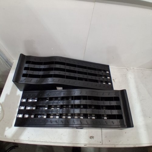 ROBLOCK HEAVY DUTY LOW PROFILE VEHICLE RAMPS 13000LB CAPACITY - 35.6" X 8" - BLACK - (MODEL: TS295AU) image 3