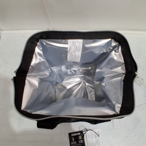 IGLOO LUXE COOLER/LUNCH BAG - 9 CANS MAX CAPACITY - BLACK/SILVER (MODEL: 2014223) image 2
