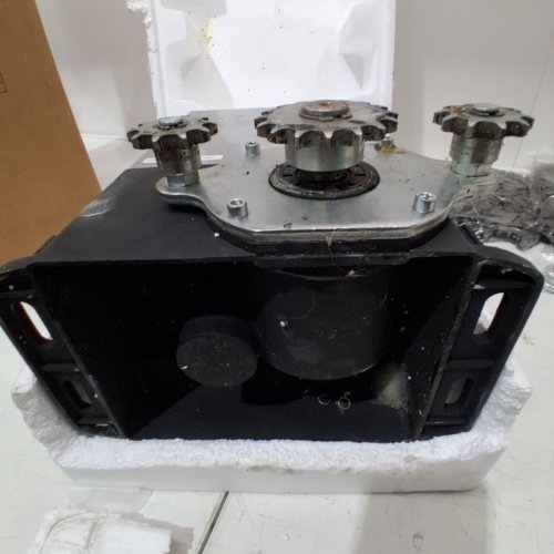 GARVEE AUTOMATIC SLIDING GATE OPENER HARDWARE KIT WITH INFRARED BEAM SENSORS - 3500LBS MAX (MODEL: 250925) image 3