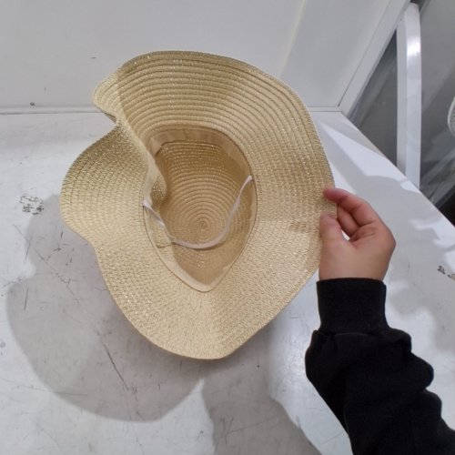 LUFFY STRAW HAT WITH STRING AND RED RIBBON- OSFM- BEIGE image 3