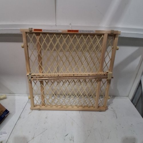 EVENFLO POSITION AND LOCK PRESSURE-MOUNTED BABY GATE - 26''-42'' X 23'' - AGE 6-24 MONTHS - TAN (MODEL: ‎2023916) image 2