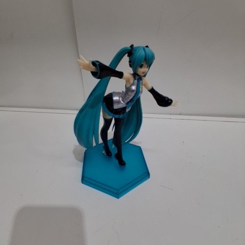POP UP PARADE HATSUNE MIKU FIGURE - 7" - TEAL image 2