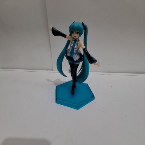 POP UP PARADE HATSUNE MIKU FIGURE - 7" - TEAL image 3