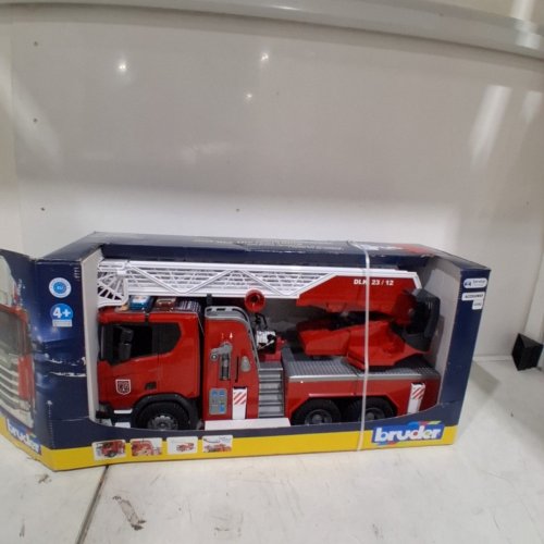 BRUDER SCANIA SUPER 560R FIRE ENGINE WITH LADDER - RED (MODEL: 03591) image 3