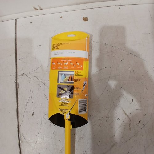 SWIFFER DUSTERS HEAVY DUTY 3FT EXTENDABLE HANDLE STARTER KIT FOR MULTI SURFACE CLEANING (COMES WITH 4 DUSTERS) image 4