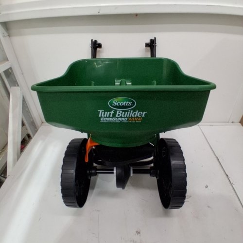 SCOTTS TURF BUILDER EDGEGUARD MINI BROADCAST SPREADER - GREEN image 3