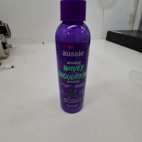 AUSSIE MIRACLE WAVES FIZZ FIGHTING HAIR SPRAY - 170 ML image 3