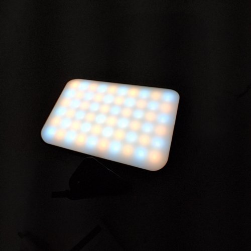 TONEOF 60 LED SELFIE RING LIGHT FOR IPHONE WITH CLIP - 5V - BLACK (MODEL: SL-P70LA) image 2