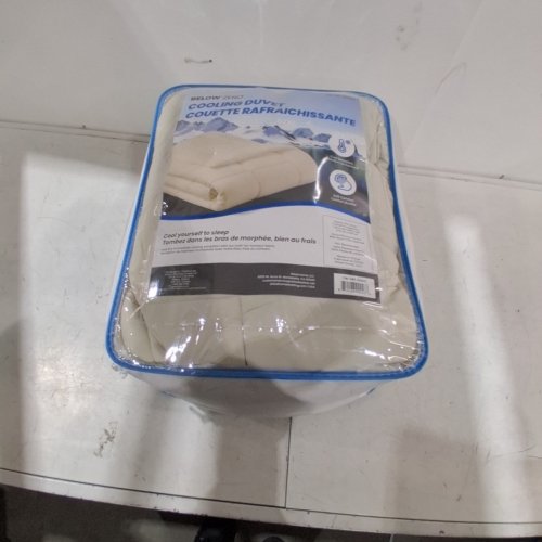 BELOW ZERO COOLING DUVET, SOFT TOUCH & COOL SENSATION - KING - CHAMPAGNE (MODEL: 4526442) image 4