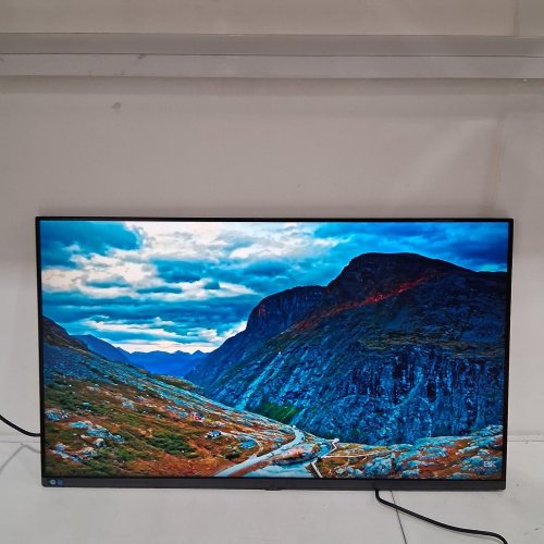 SAMSUNG VIEWFINITY S8 37" UHD(3840X2610) MONITOR - 60HZ, HDR10 - (MODEL: S37D802UAN) image 7