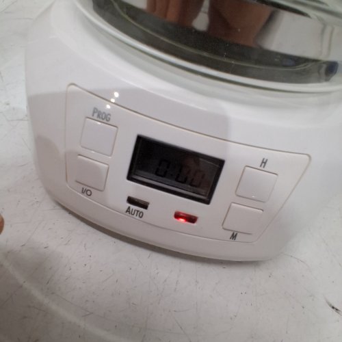 HAMILTON BEACH 12-CUP DIGITAL CLOCK COFFEE MAKER - WHITE - (MODEL: 43871) image 2