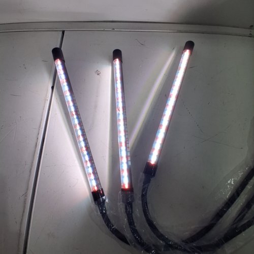 3-LIGHT ADJUSTABLE GOOSENECK LED GROW LIGHT WITH CLAMP - BLACK image 2