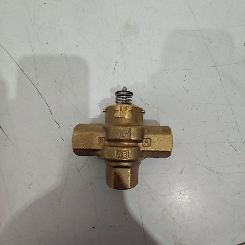 BRASS 3-WAY NPT VC VALVE ASSEMBLY VALVE - BRASS image 2