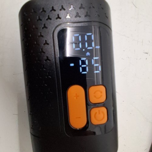 PORTABLE BIKE TIRE INFLATOR - 5 V/1A, 3-160 PSI - BLACK / ORANGE (MODEL: A5) image 2
