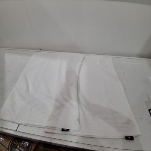 2PK SWISS COMFORTS EMBOSSED TENCEL PILLOW PROTECTORS - STANDARD - WHITE (MODEL:1454285) image 2