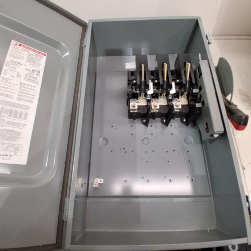 SQUARE D HEAVY DUTY F06 SERIES 3 POLE SAFETY SWITCH - 200A 600V - GREY (MODEL: CHU364AWK) image 5
