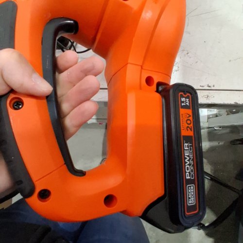 BLACK+DECKER 20 V BARE MAX LITHIUM ION CORDLESS HEDGE TRIMMER WITH BATTERY - 22" - 20V - ORANGE/BLACK (MODEL: LHT2220) image 2