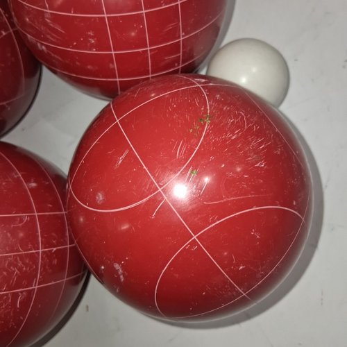 AMAZONBASICS BOCCE BALL SET WITH SOFT CARRY CASE - 100MM - RED/GREEN image 4