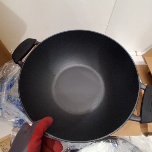 3PC TRAMONTINA PRE-SEASONED CAST IRON DEEP KADAI AND FLAT TAWA COOKWARE SET - 7QT / 11" - BLACK (MODEL: 1901865) image 4