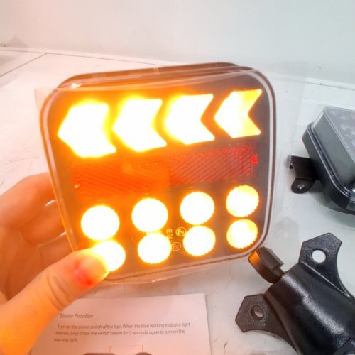 HEAVY DUTY WIRELESS UNIVERSAL MAGNETIC TRAILER LIGHTS KIT WITH 8 FUNCTIONS - 24 HOUR BATTERY LIFE - BLACK/RED image 2