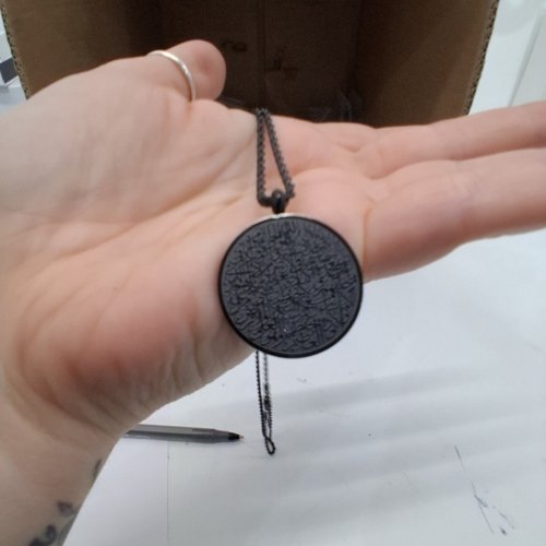 ADULTS STAINLESS PENDANT NECKLACE WITH TWIST CHAIN - BLACK image 4