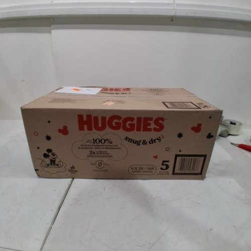 168PK HUGGIES SNUG & DRY BABY DIAPERS - SIZE 5 (27+ LBS) image 2