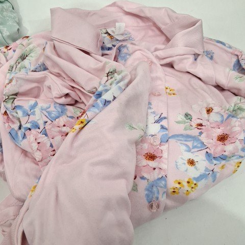 2PC WOMEN'S FLORA NIKROOZ LONG SLEEVE PAJAMA SET - EXTRA LARGE - PINK / FLORAL - (STYLE: 1969566) image 2