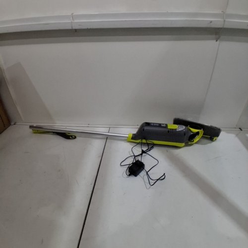 SHARK VACMOP CORDLESS HARD FLOOR VACUUM MOP - CLEAN GREEN (MODEL: VM200C) image 4