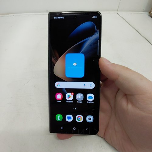 SAMSUNG GALAXY Z FOLD4 - 256GB - BLACK (MODEL:SM-F936W) image 5