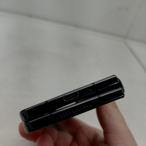 SAMSUNG GALAXY Z FOLD4 - 256GB - BLACK (MODEL:SM-F936W) image 9