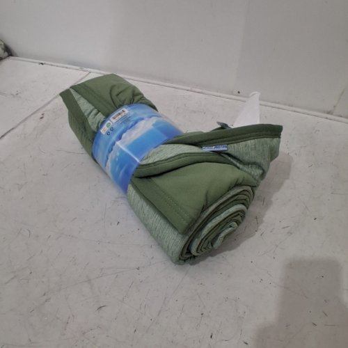 BELOW ZERO REVERSIBLE COOLING THROW BLANKET - 60" X 70" - GREEN HEATHER (MODEL: 1991350) image 3