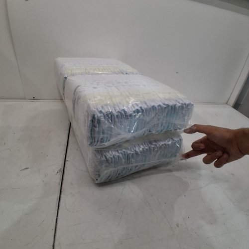 108PK PAMPERS SWADDLERS ACTIVE BABY 108 DIAPERS SIXE 6 - 35LBS image 2
