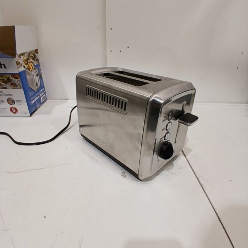 HAMILTON BEACH MODERN STYLE TOASTER WITH BAGEL TOAST OPTION, 2-SLICE - CHROME (MODEL: 22794C) image 3