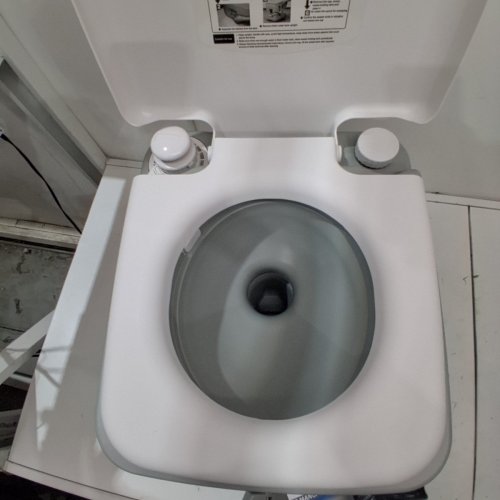 SERENELIFE PORTABLE FLUSHABLE OUTDOOR TOILET WITH WASTE TANK - 120 FLUSHES- 5.2GAL - GREY/WHITE (MODEL: SLCATL320) image 3