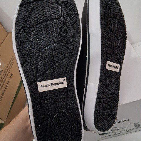 MENS HUSH PUPPIES RAIN SNEAKER - SIZE 9 - BLACK image 3