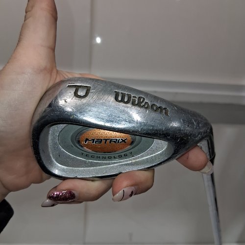 WILSON MATRIX PITCHING WEDGE - RIGHT HANDED - 44° TO 48° - SILVER image 2