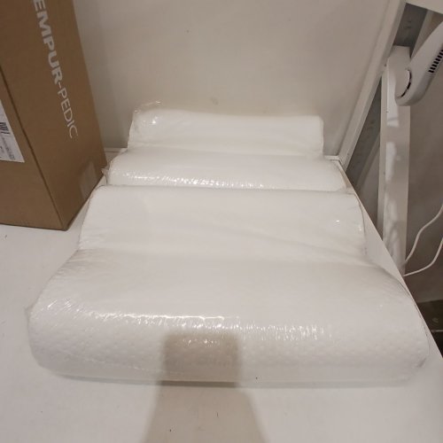2PK TEMPUR-PEDIC NECK PILLOW - MEDIUM FIRMNESS - WHITE - (MODEL: 154011P5) image 2