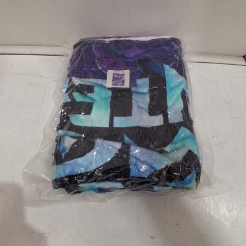 K-POP DEMON HUNTER SOFT FLEECE BLANKET - 2FT X 3FT - MULTICOLOUR image 4