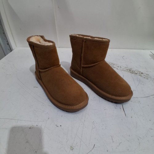 WOMEN'S CROWN VINTAGE COZY LINED BOOTS - SIZE 6 - TAN image 2