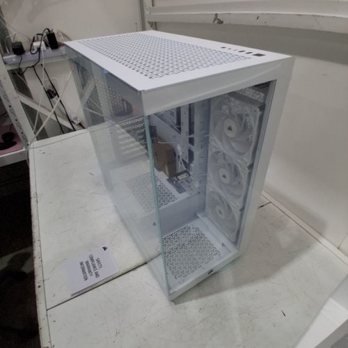 CORSAIR 3500X SERIES RS-R ARGB MID-TOWER PC CASE WITH 3 PRE INSTALLED FANS - WHITE (MODEL : CC-9011323-WW) image 5