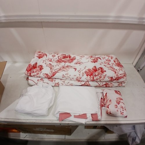 7PC BEDTREAT DOWN ALTERNATIVE REVERSIBLE COMFORTER SET - QUEEN - MAUVEGLOW / PINK / WHITE / FLORAL image 2