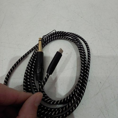 BOIOT BRAIDED USB-C TO 1/4" AUDIO GUITAR CABLE - 6.6FT - BLACK image 2