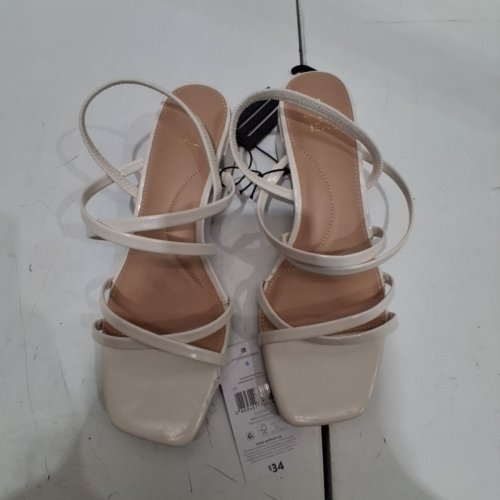 WOMEN'S TIME AND TRU STRAPPY DRESS HEELS- SIZE 8 - CREAM (STYLE: 21GEORGIAM26) image 3