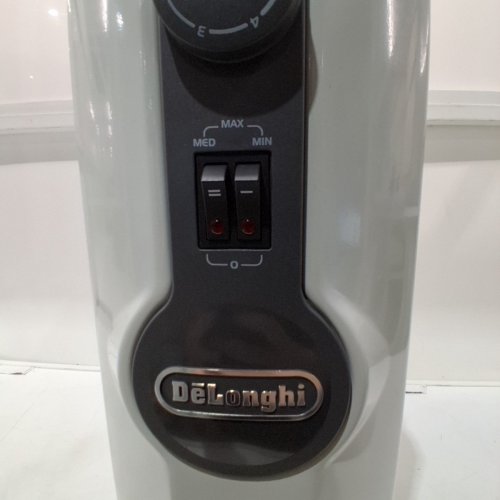 DELONGHI FULL ROOM RADIANT HEATER WITH 3 POWER LEVELS - GREY (MODEL: TRRS0715CA) image 5