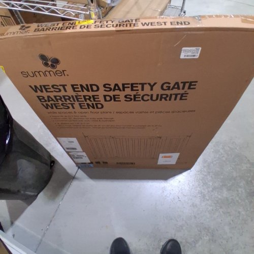 SUMMER INFANT WEST END SAFETY GATE 36-60'' WIDE 30'' TALL OAK &SLATE GREY image 7