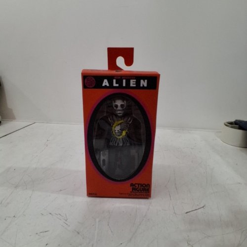 BEN COOPER ALIEN XENOMORPH COLLECTIBLE FIGURE WITH COSTUME AND MASK image 2