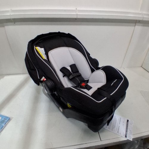 GRACO SNUGRIDE SNUGLOCK 35 INFANT CAR SEAT FOR BABIES/INFANTS UP TO 35LBS WESTON FASHION - GREY / BLACK (MODEL: 2051603) image 4